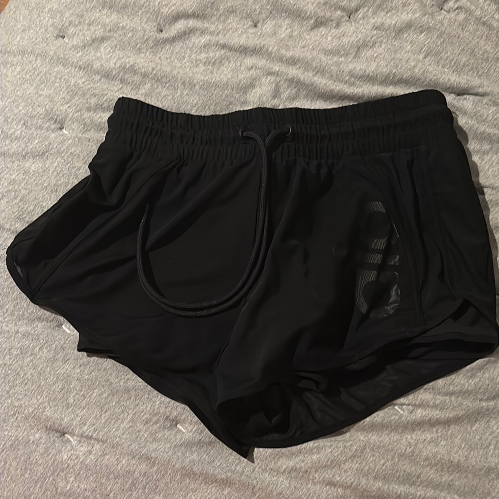 ALO Yoga Black Athletic Shorts Moisture-Wicking Elastic Waistband